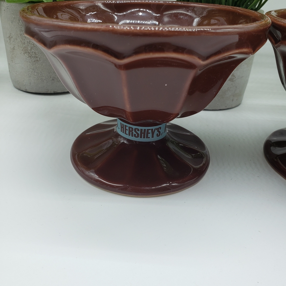 Hershey's Chocolate Vintage Set of 2 Brown Ceramic Sundae Dessert Bowls - Picture 2 of 9